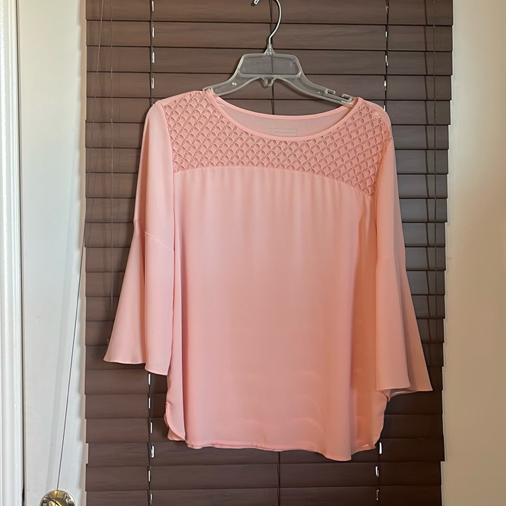 Size medium pink bell sleeved top